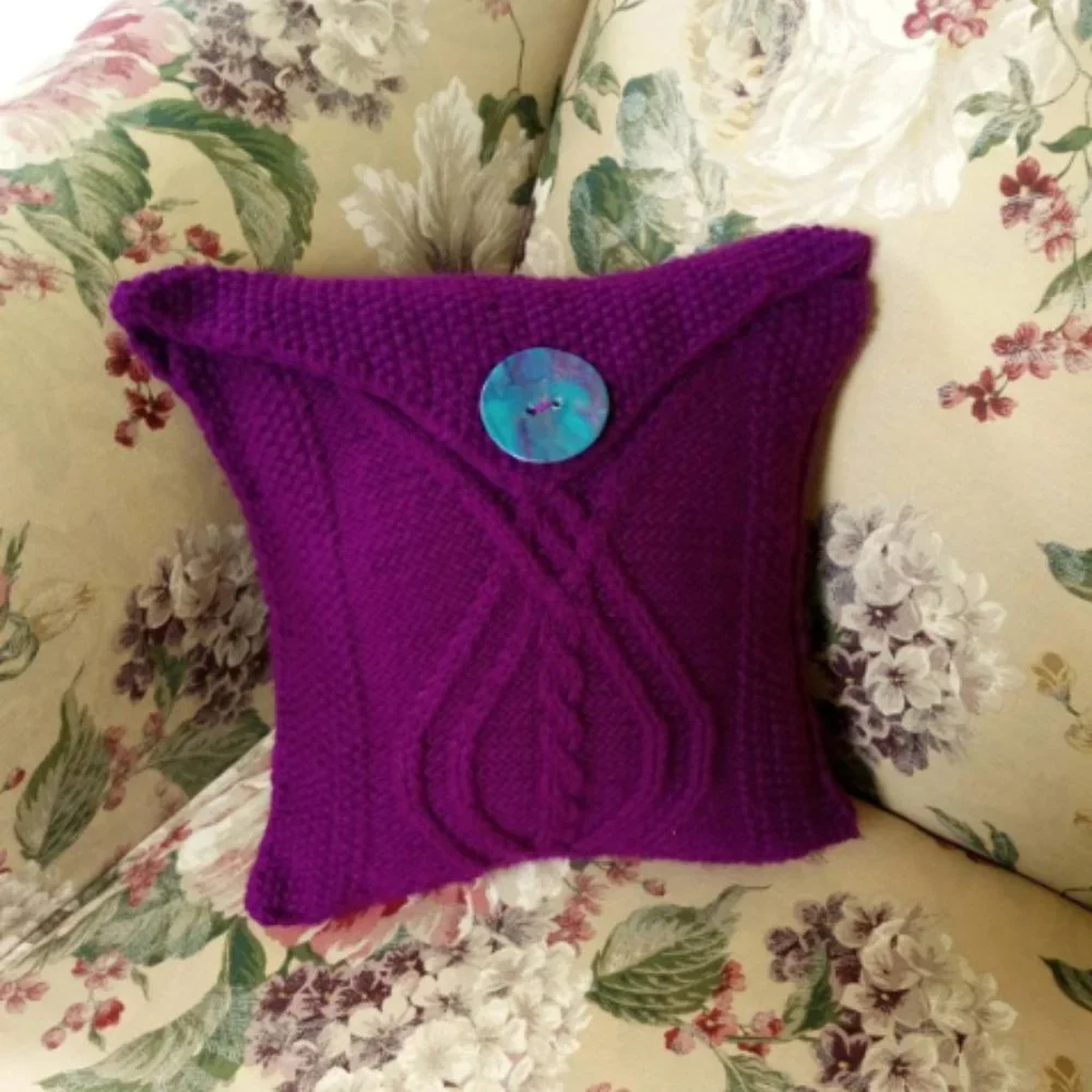 Hand Crafted Knit Throw Pillow Cable Purple w/ Hand Painted Button Home Dec…